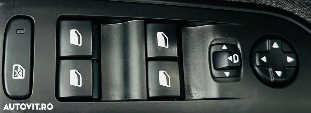 Peugeot 3008 PureTech 130 Stop & Start Active - 11