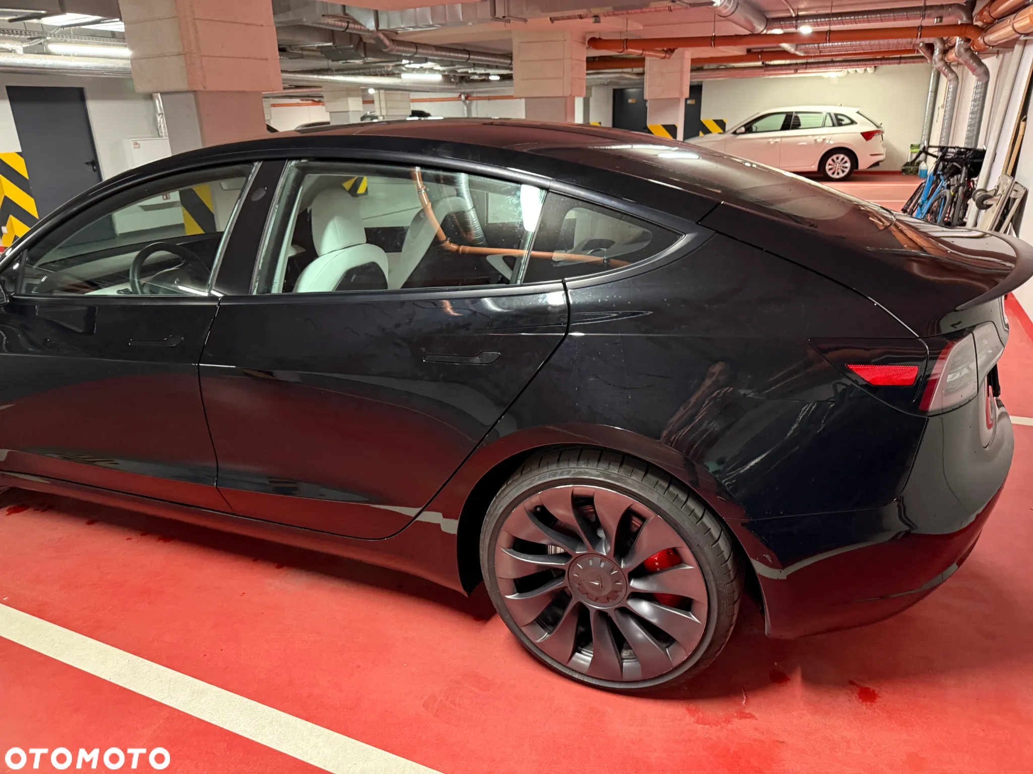 Tesla Model 3 Performance AWD - 9