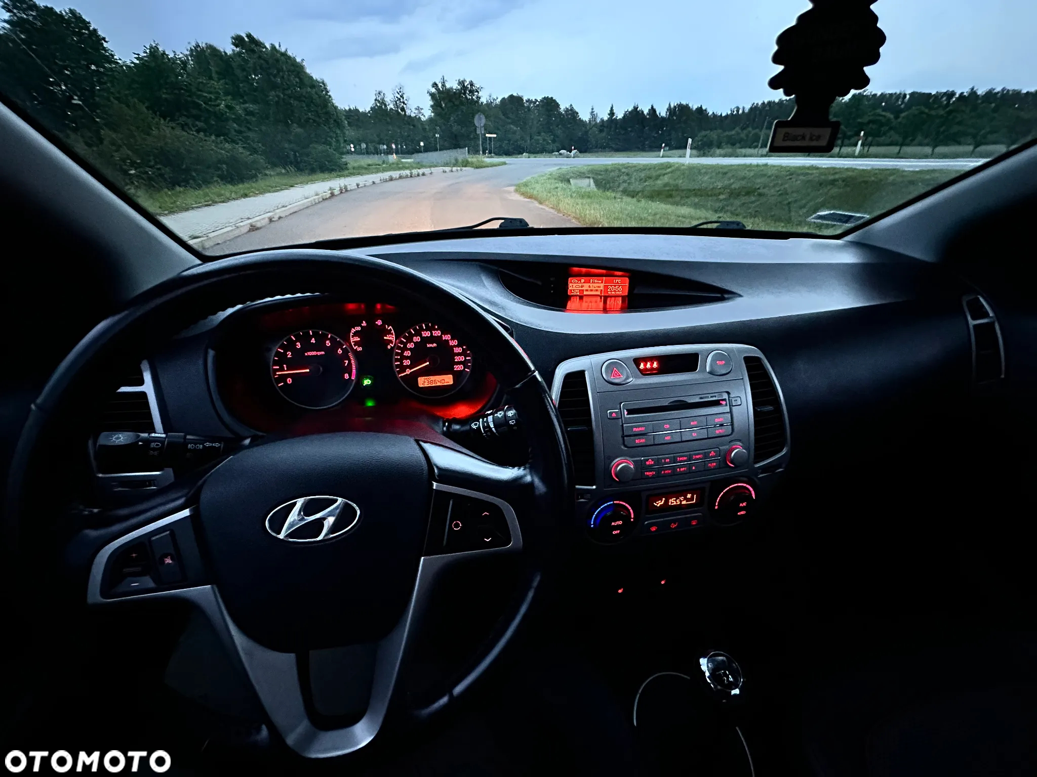 Hyundai i20 - 15