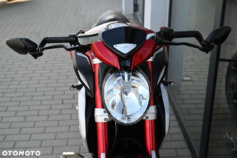 MV AGUSTA Brutale - 39