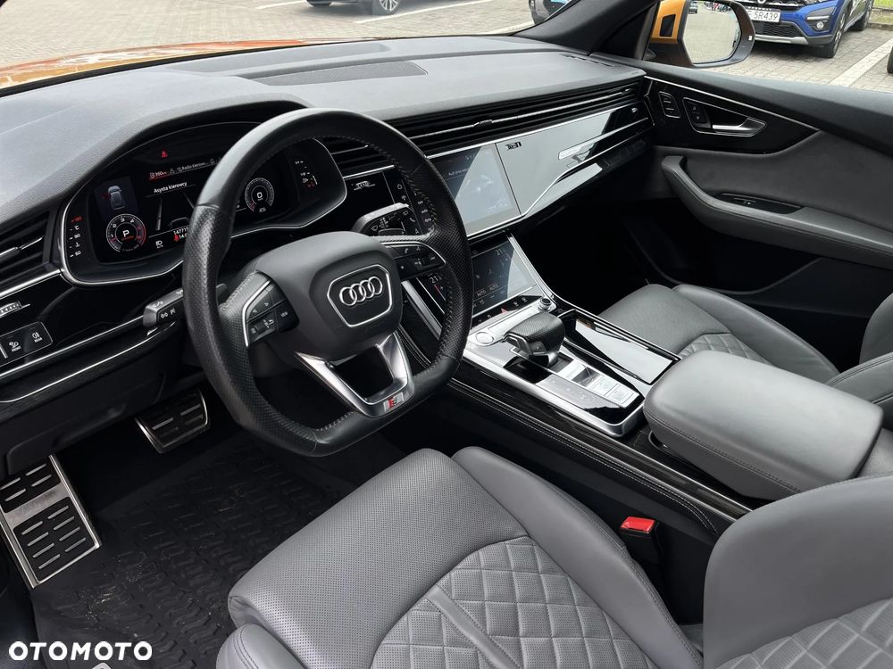 Audi Q8 - 26