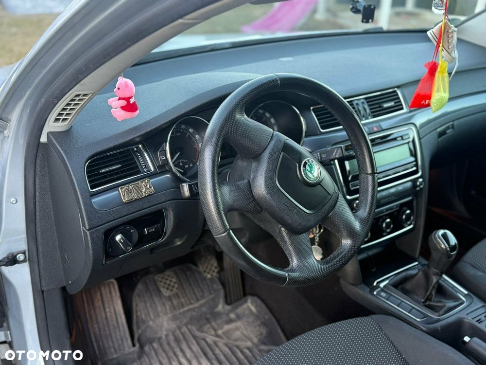 Skoda Superb 2.0 TDI Family - 16