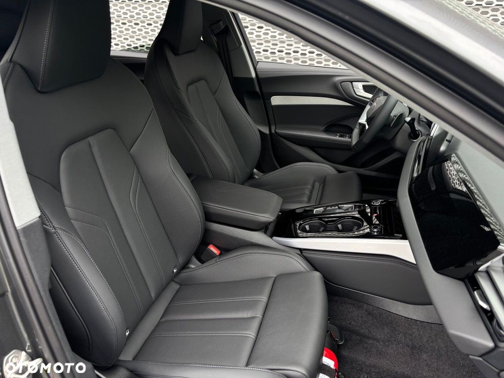 Audi A5 Limousine - 14