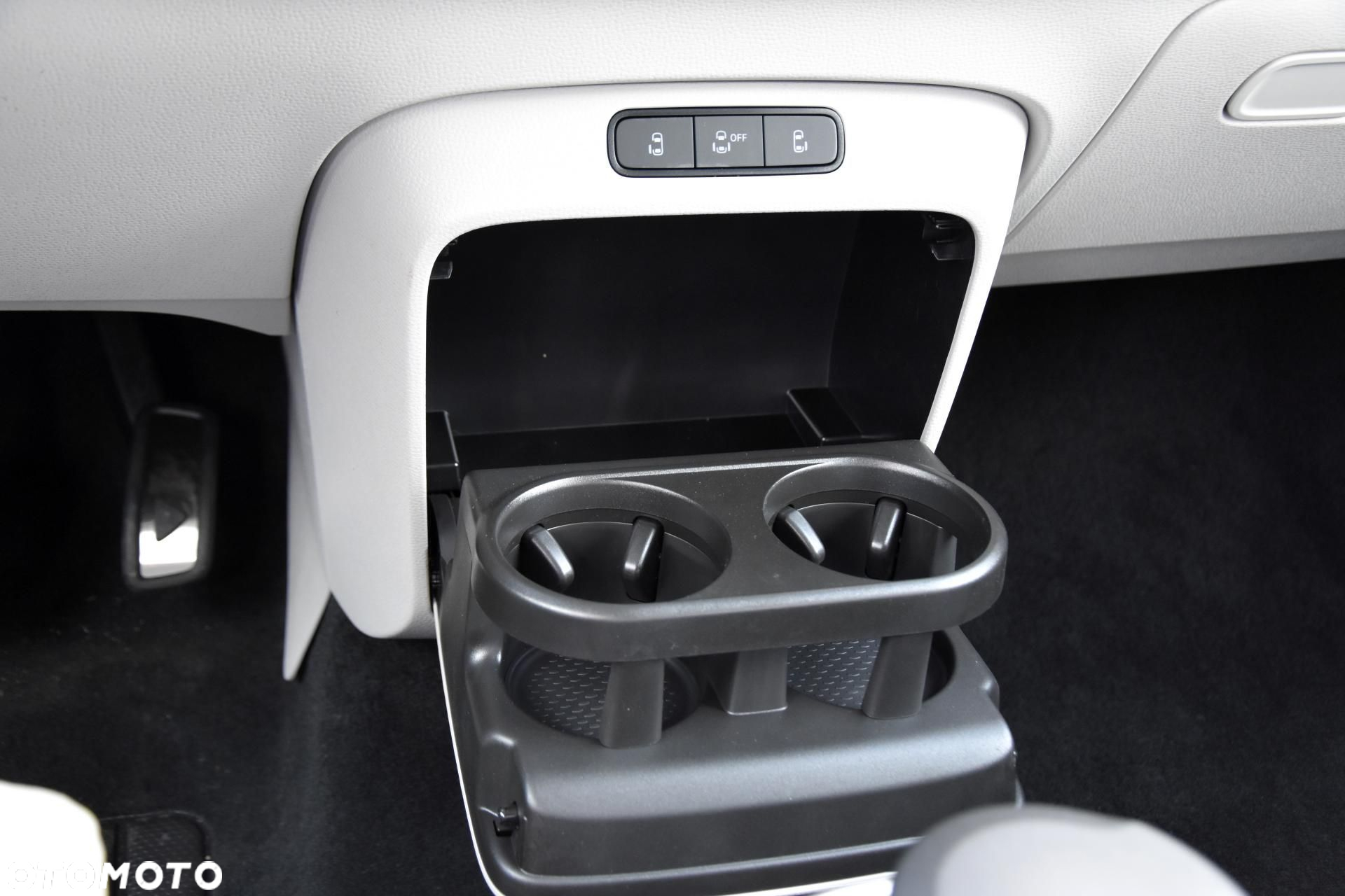 Volkswagen ID. Buzz - 15
