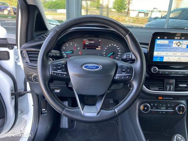Ford Fiesta 1.0 EcoBoost Hybrid S&S TITANIUM - 11