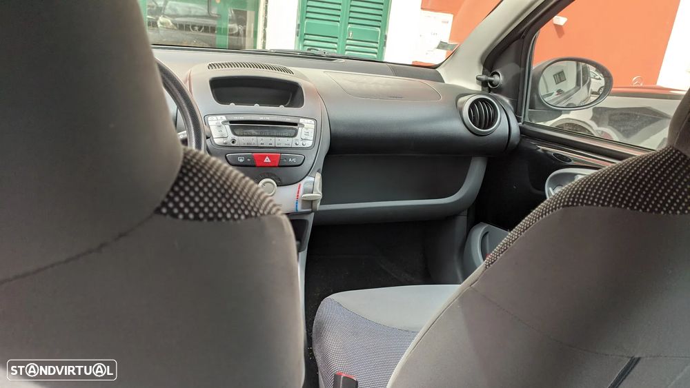 Peugeot 107 1.0 Trendy - 3