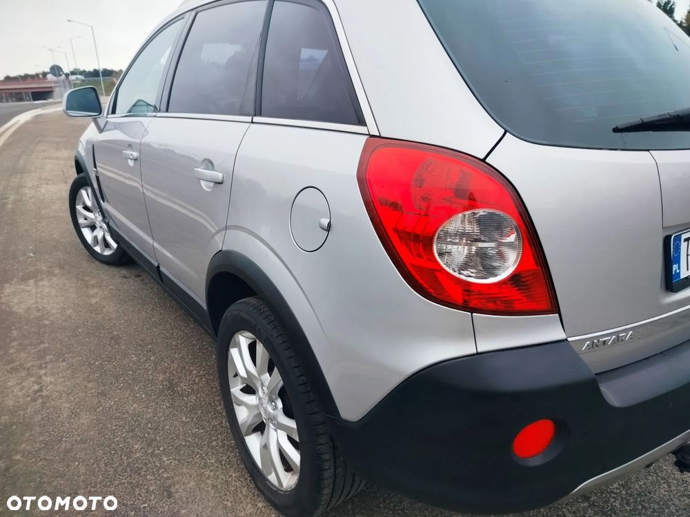 Opel Antara 2.4 4x4 Cosmo - 18