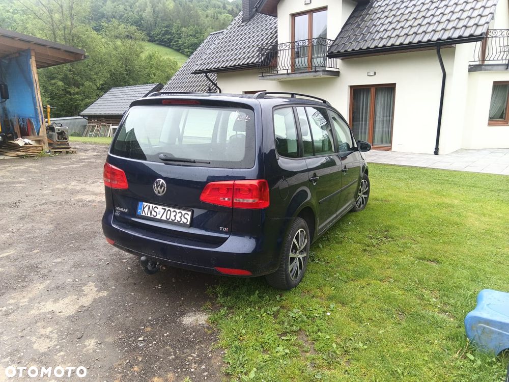 Volkswagen Touran 1.6 TDI DPF BlueMot Comfortline - 3