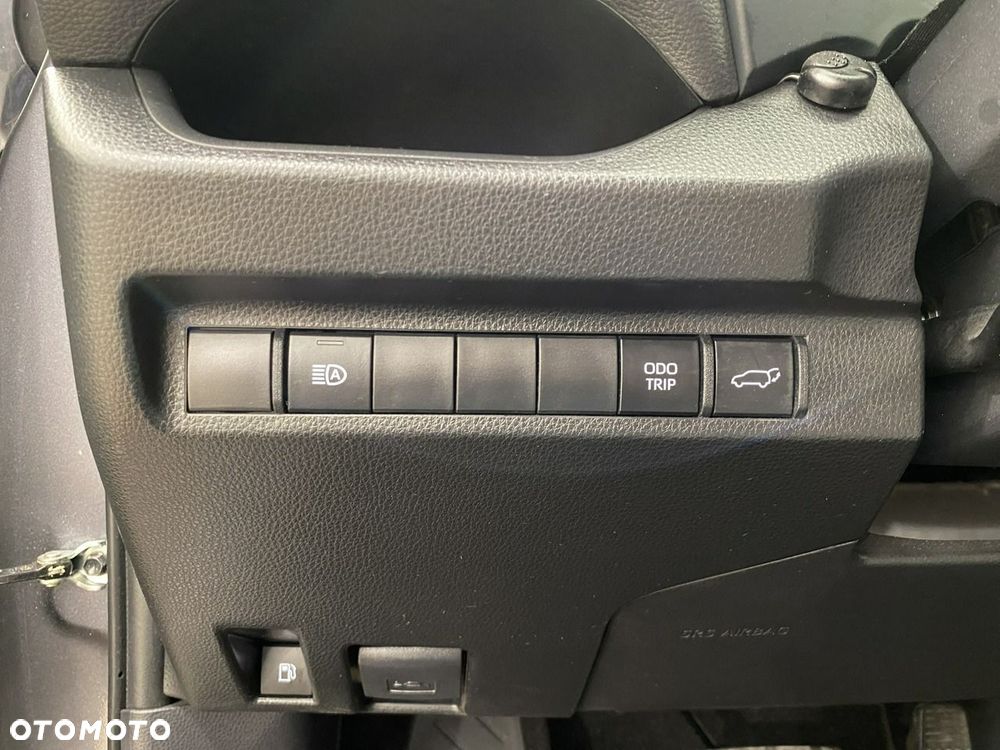 Toyota RAV4 - 13