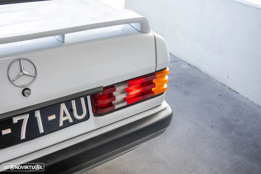 Mercedes-Benz W201 (1982-1993) 190 E 1.8 - 14