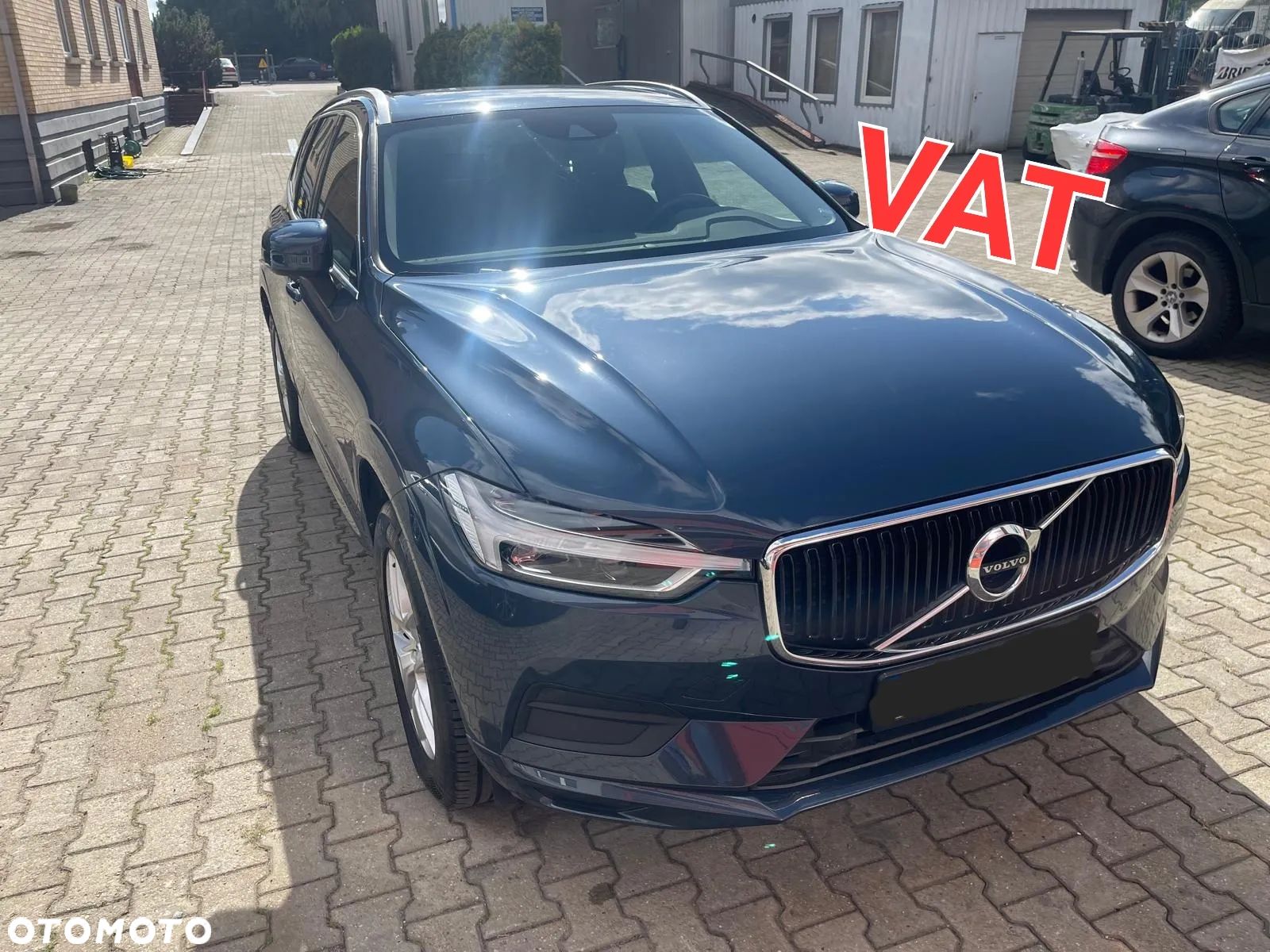 Volvo XC 60 D4 Momentum - 1