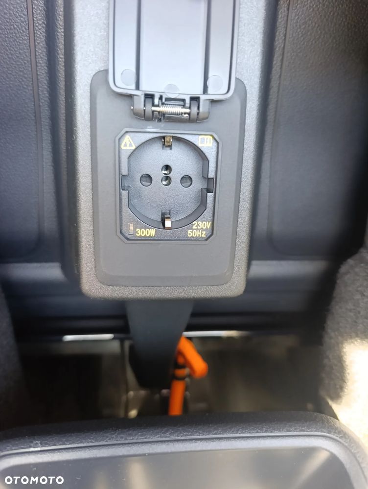 Volkswagen Caddy - 11