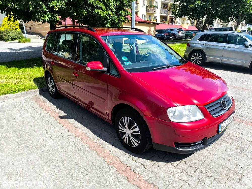 Volkswagen Touran - 5