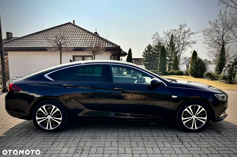 Opel Insignia 1.6 CDTI Innovation S&S Eco - 11