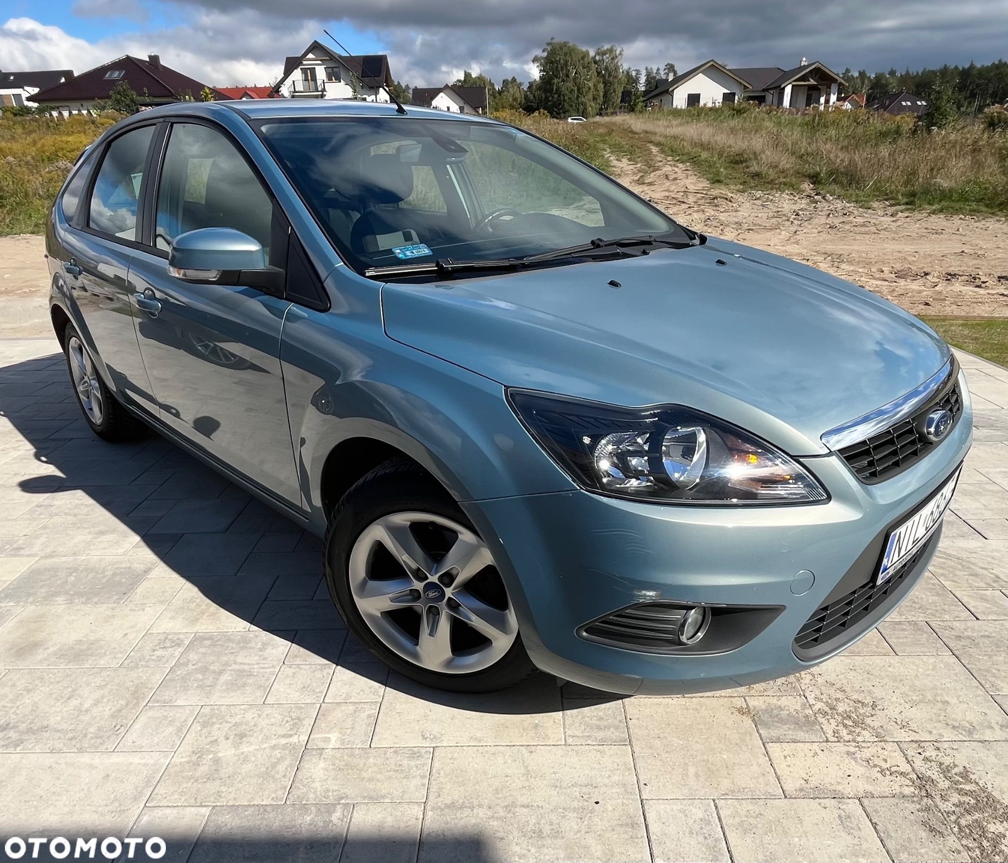 Ford Focus 1.6 16V Ambiente - 1