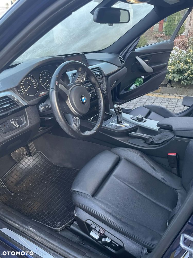 BMW Seria 3 320i xDrive Edition M Sport Shadow - 17