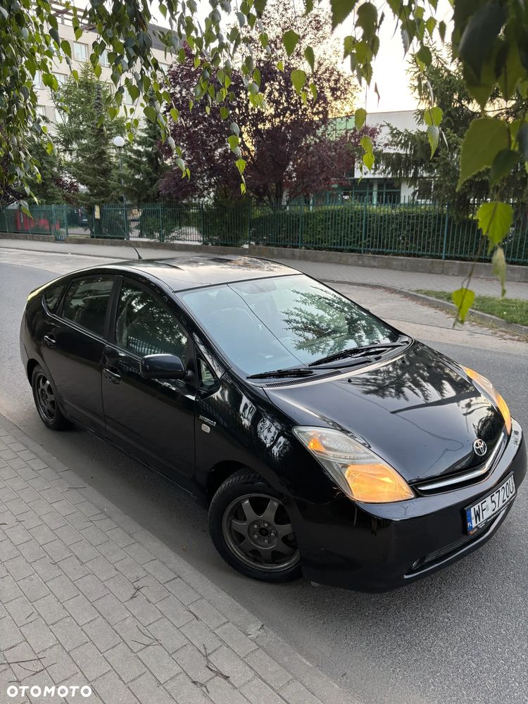 Toyota Prius 1.5 VVT-i Prestige - 11
