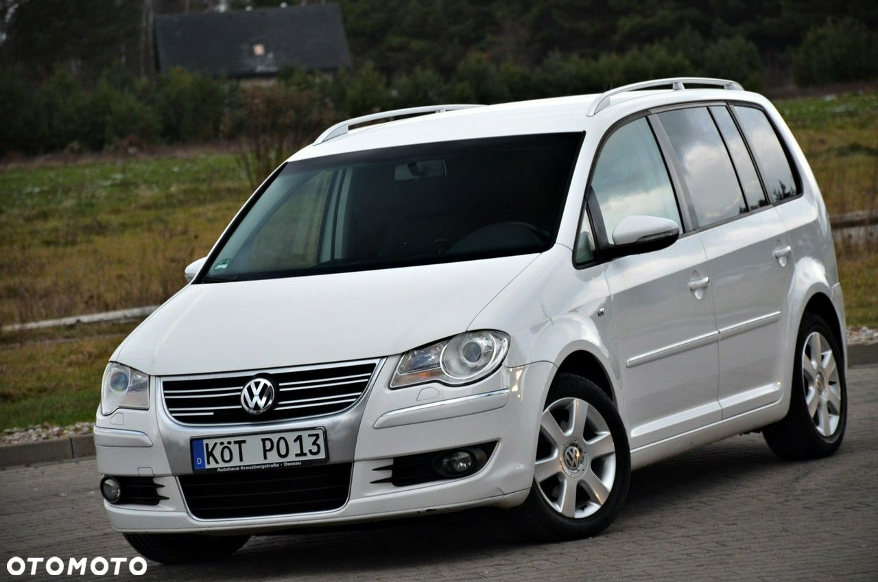 Volkswagen Touran - 20