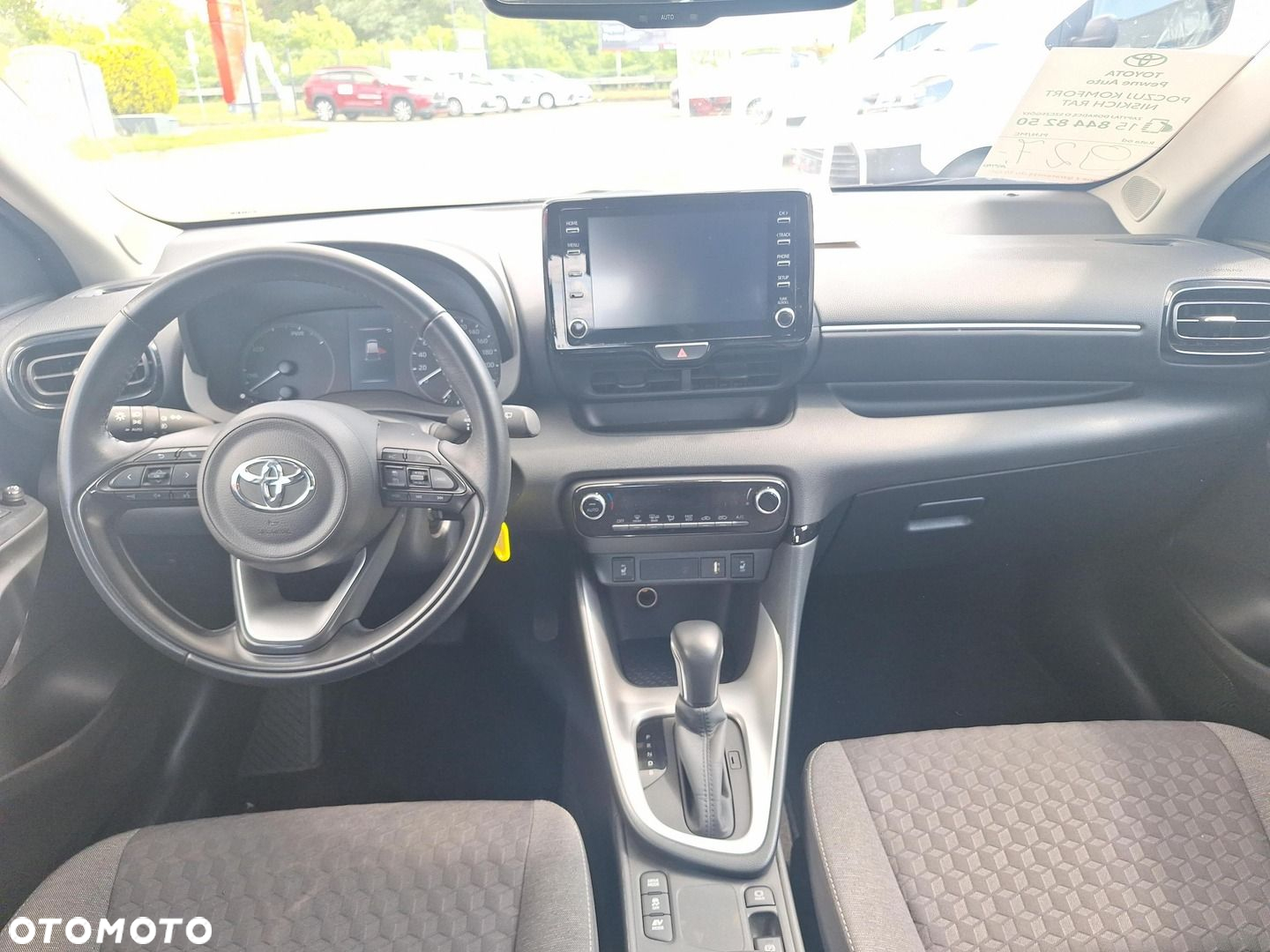 Toyota Yaris - 10