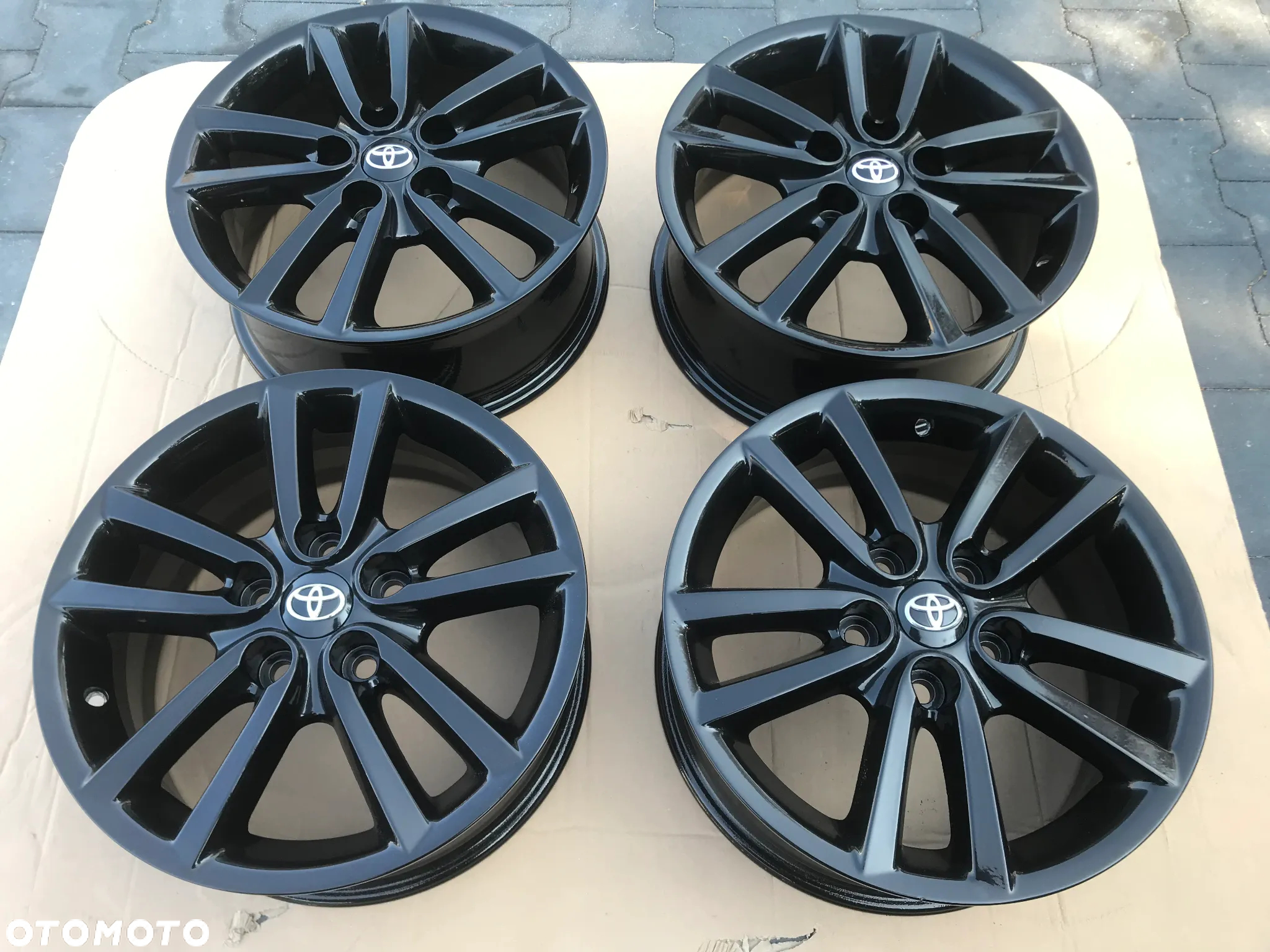 Felgi Toyota Auris Avensis Corolla Verso 6,5x16 5x114,3 ET45 - 2