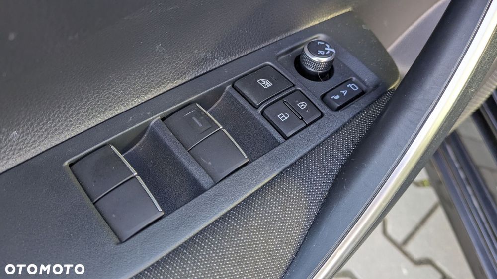 Toyota Corolla 1.8 Hybrid Comfort - 16