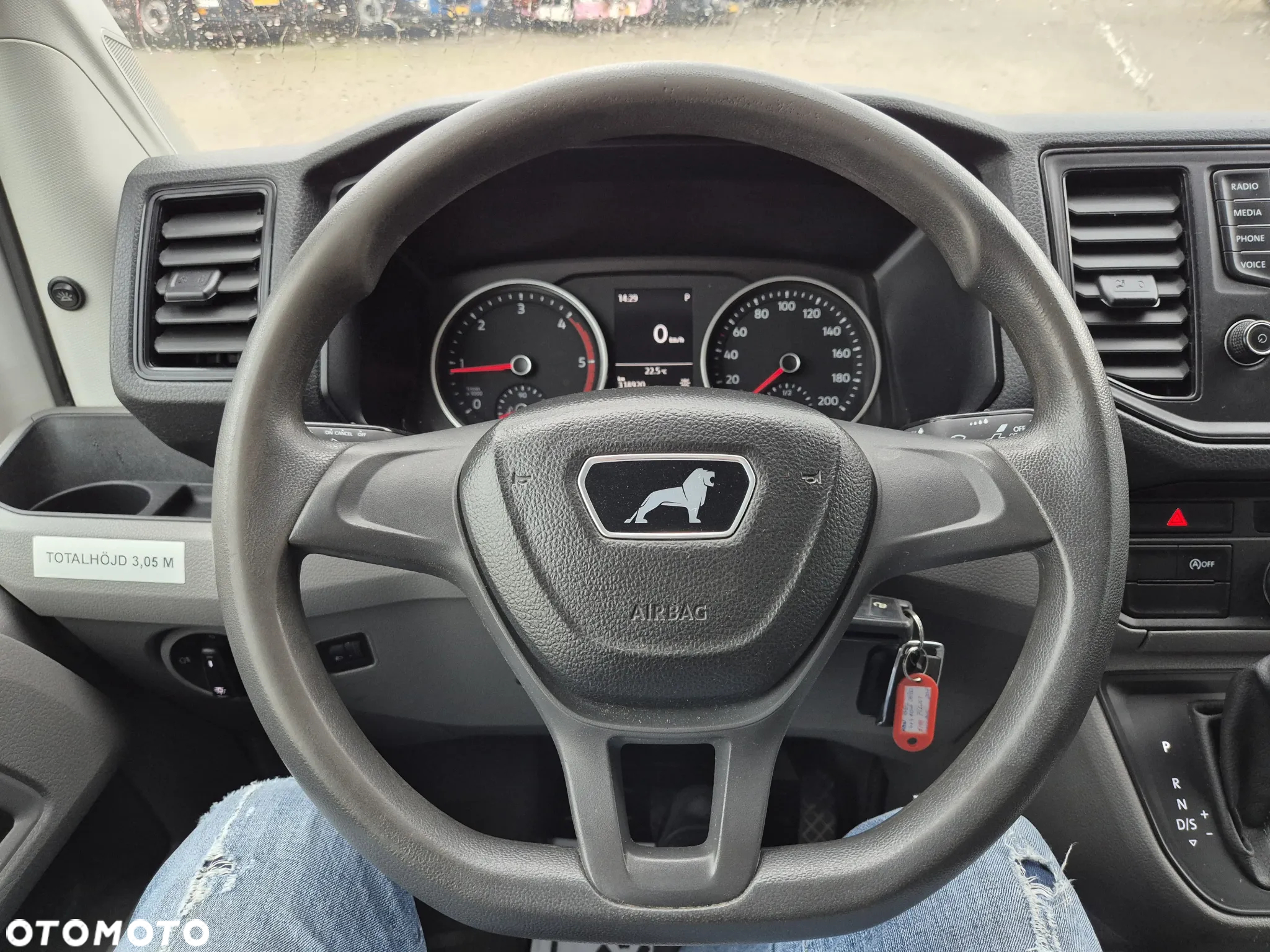 MAN TGE 3.180 DSG 4Motion / 4X4 / CHŁODNIA MITSUBISHI / WINDA ZEPRO 750KG / WEBASTO / BEZWYPADKOWY / 8 EUROPALET / STAN IDEALNY / RZADKOŚĆ NA RYNKU! - 28