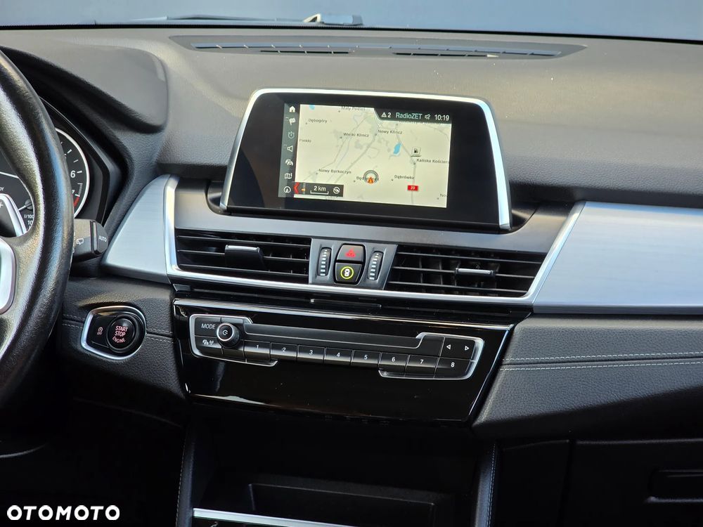 BMW Seria 2 220i GT Luxury Line sport - 32
