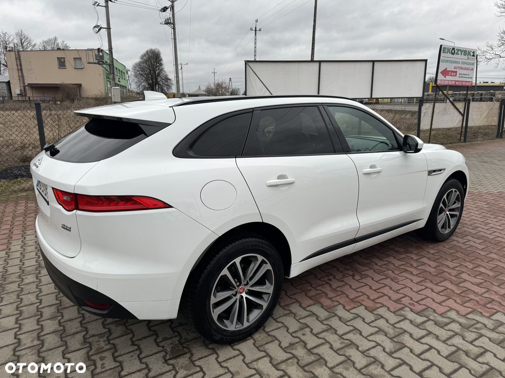 Jaguar F-Pace 2.0 i4D AWD R-Sport - 4