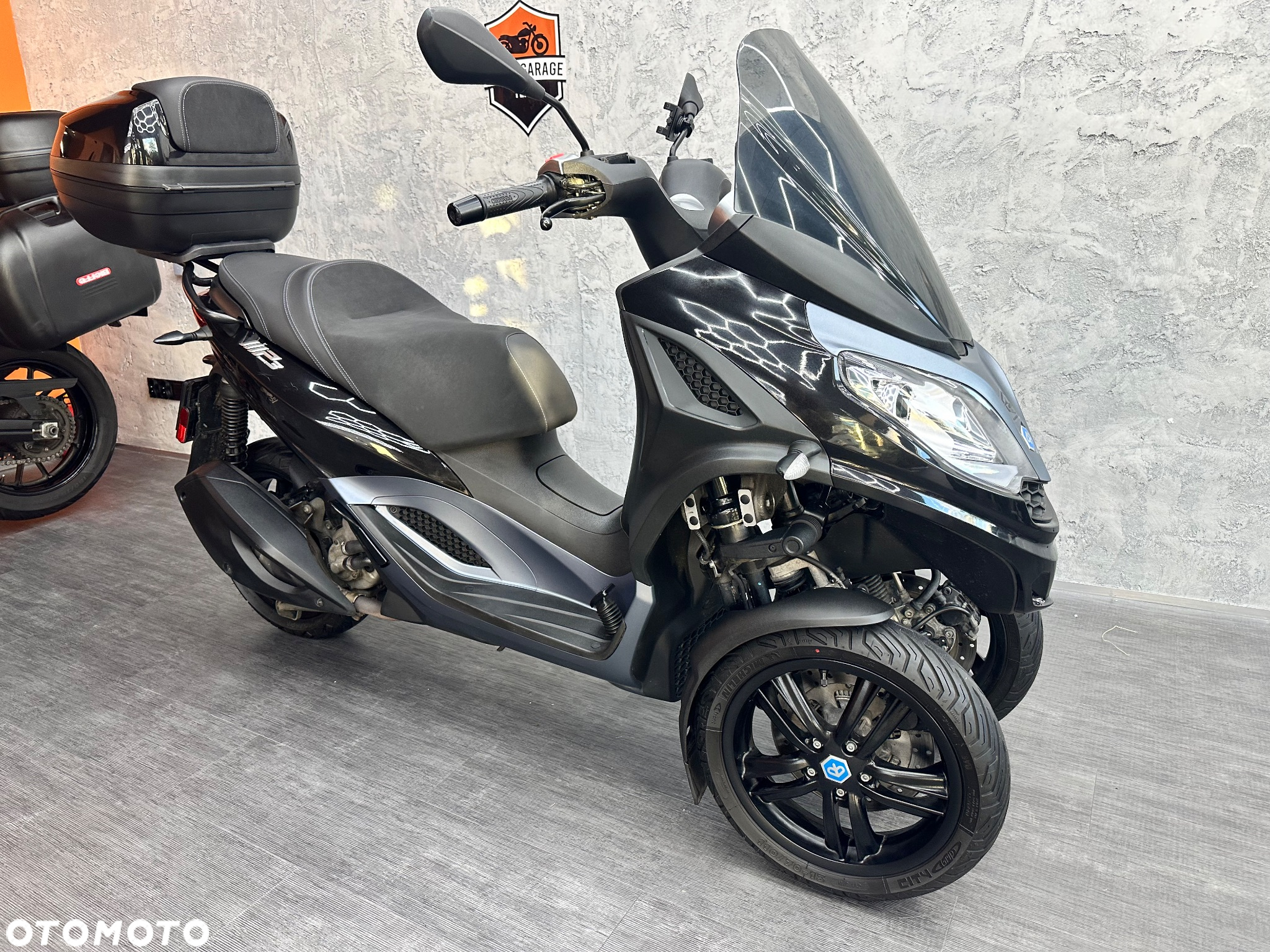 Piaggio MP-3 - 2