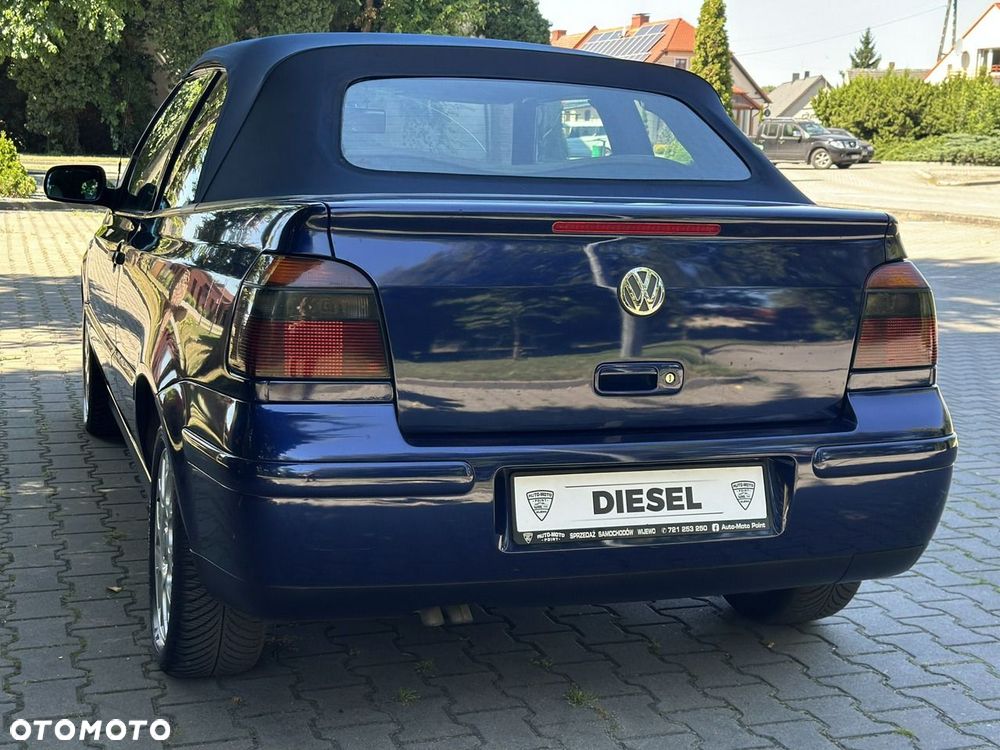 Volkswagen Golf - 34