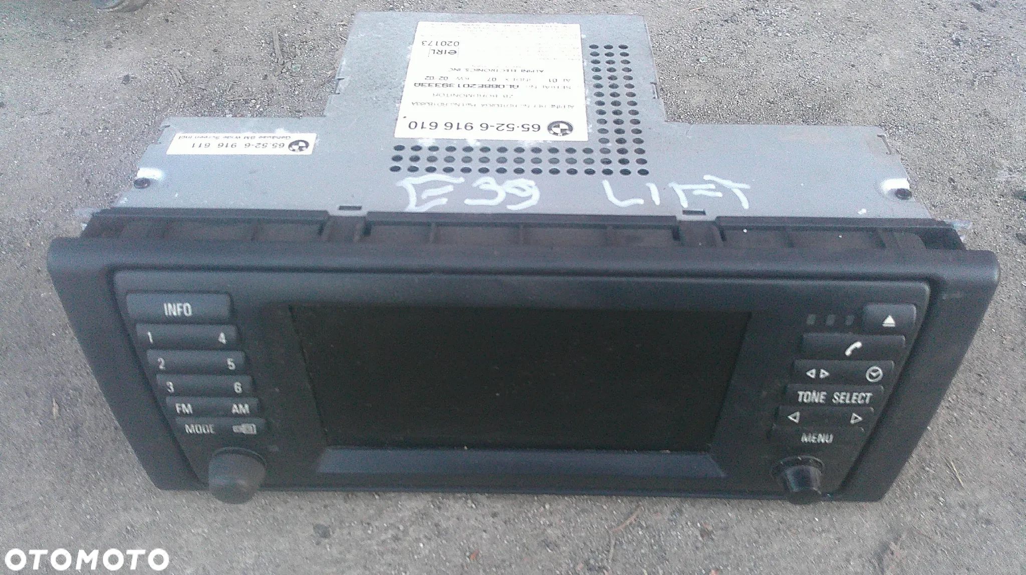 BMW E39 RADIO MONITOR - 1