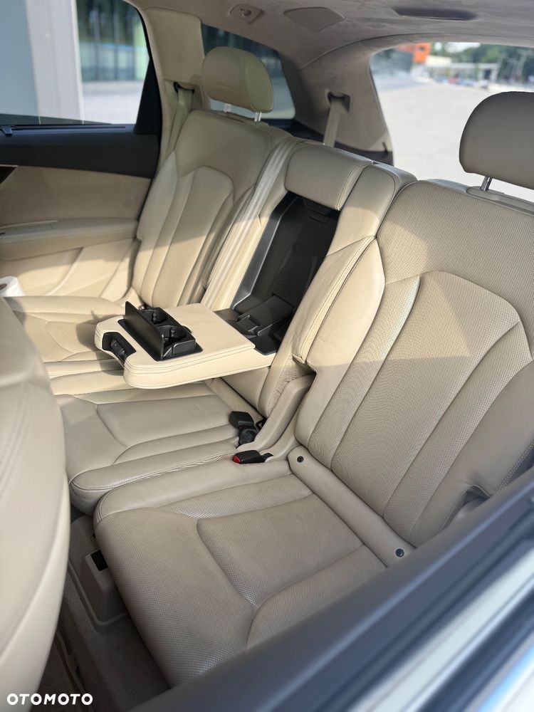 Audi Q7 3.0 TFSI Quattro Tiptronic - 13