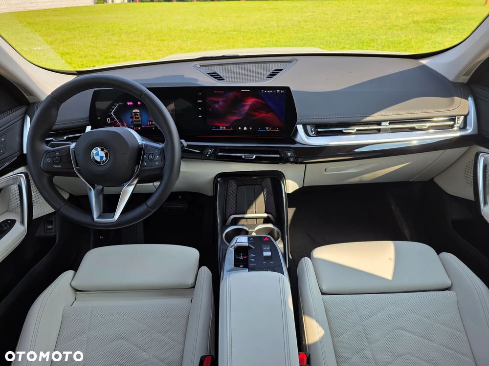 BMW X1 sDrive18i xLine - 14