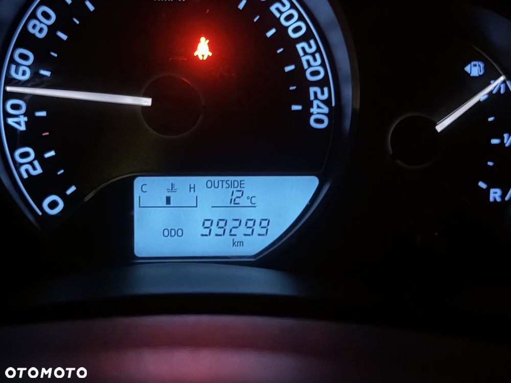 Toyota Auris - 8