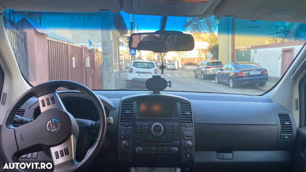 Nissan Pathfinder 2.5 dCi DPF All Mode 4X4 SE - 13