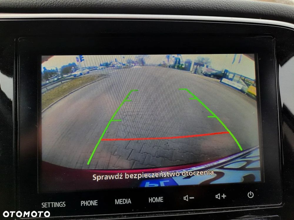 Mitsubishi Outlander 2.0 Intense Comfort 4WD CVT - 33