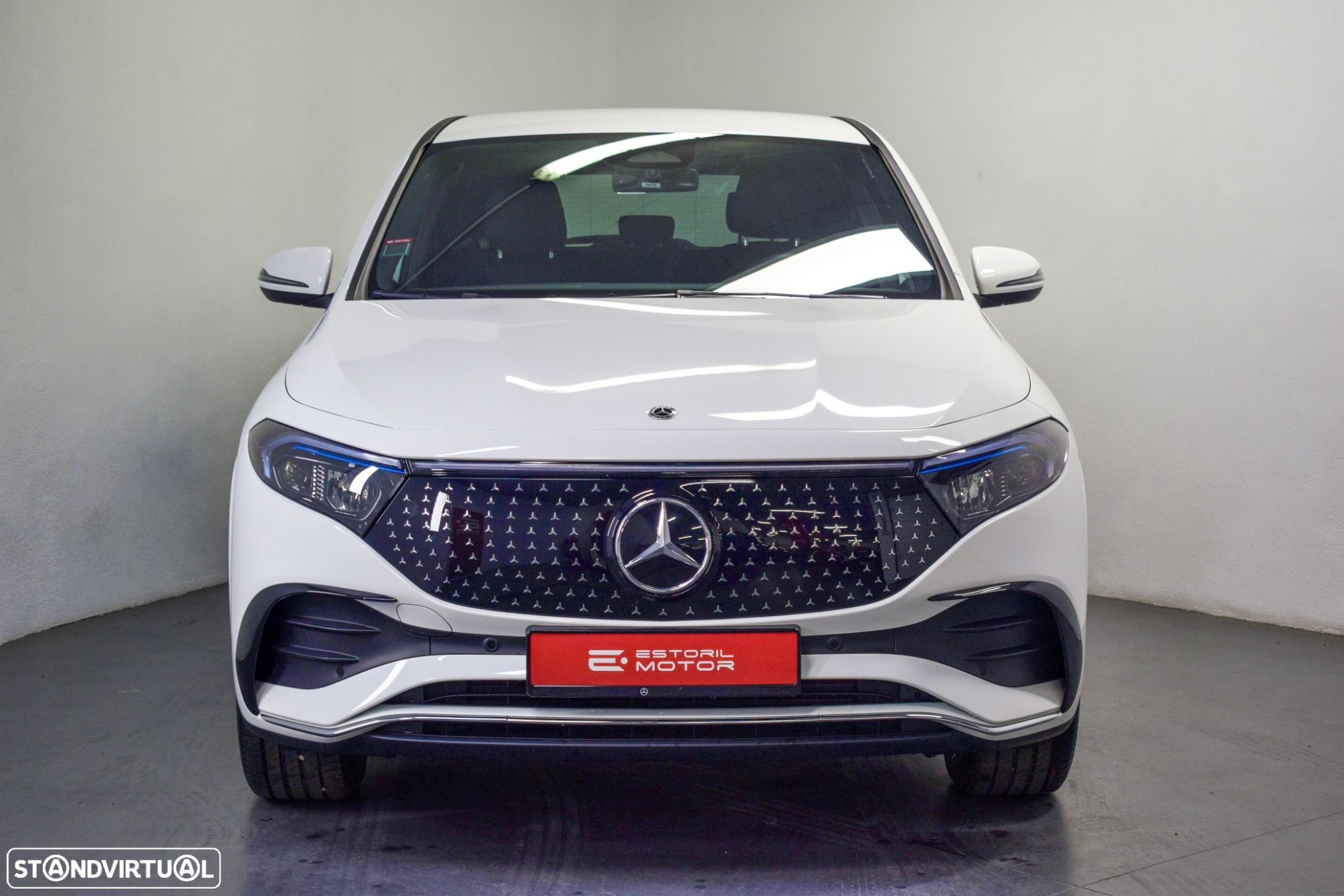 Mercedes-Benz EQA 250+ AMG Line - 2