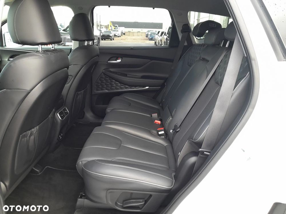 Hyundai Santa Fe 1.6 T-GDI HEV Platinum 4WD - 23