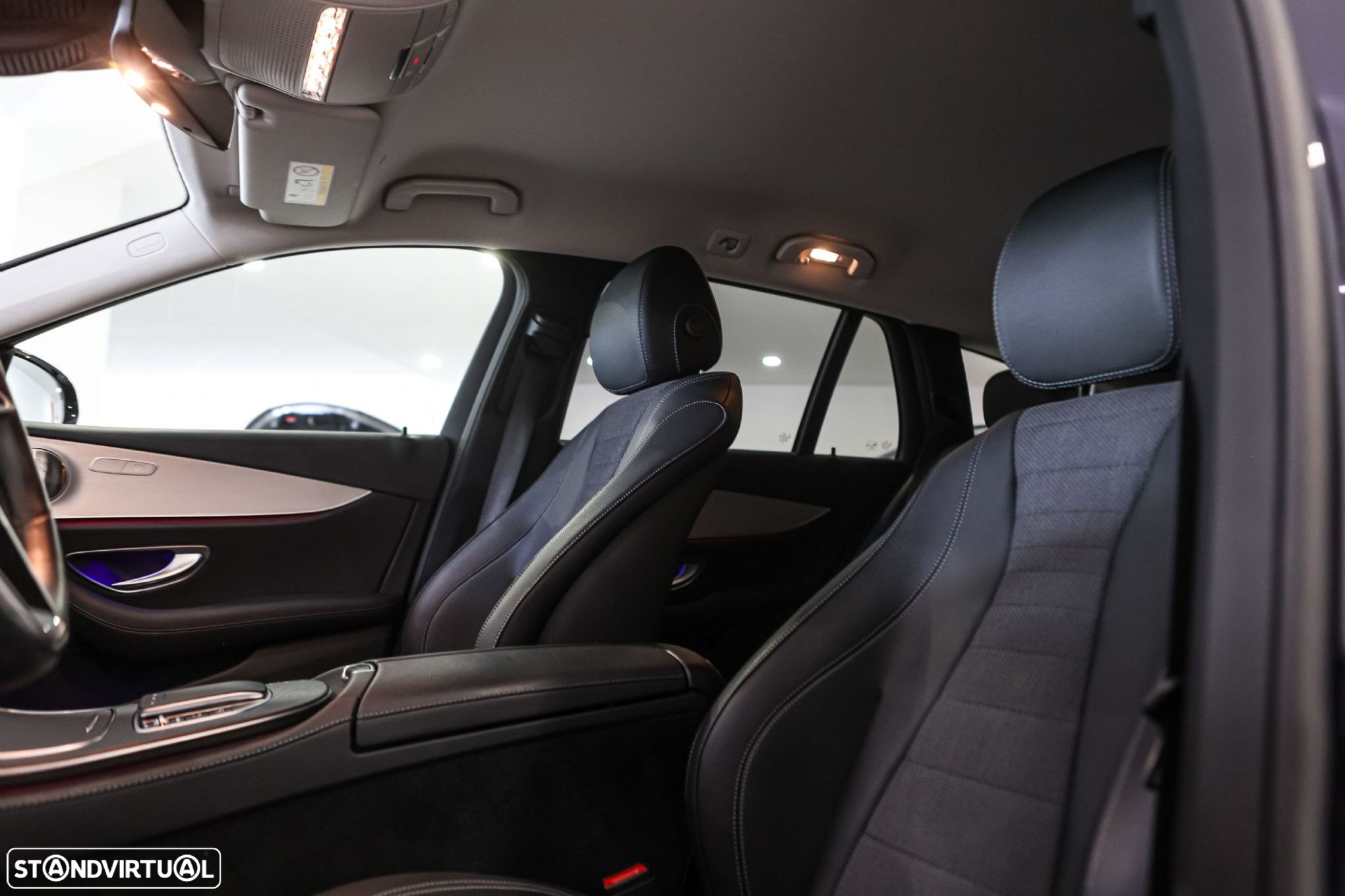 Mercedes-Benz E 300 de AMG Line - 25