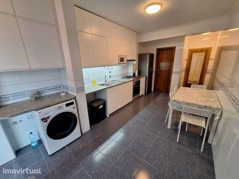 Apartamento T2-PONTA DELGADA - Grande imagem: 4/12