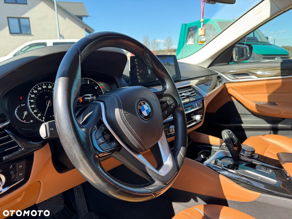 BMW Seria 5 520d Luxury Line sport - 20