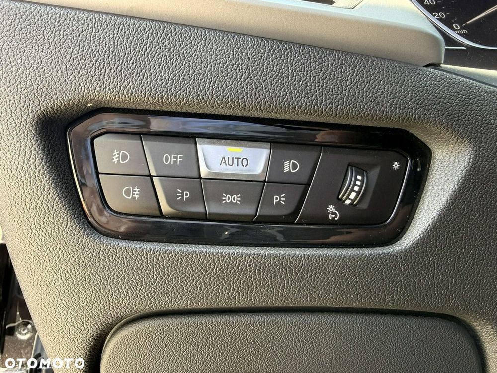 BMW Seria 3 - 30