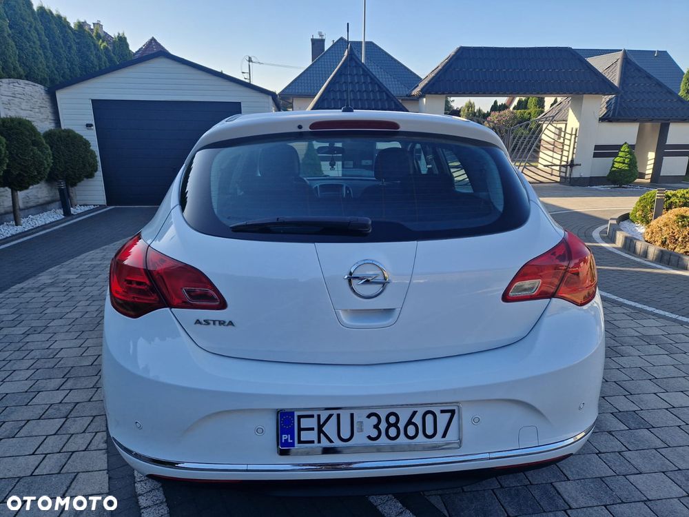 Opel Astra 1.6 Enjoy EU6 - 18