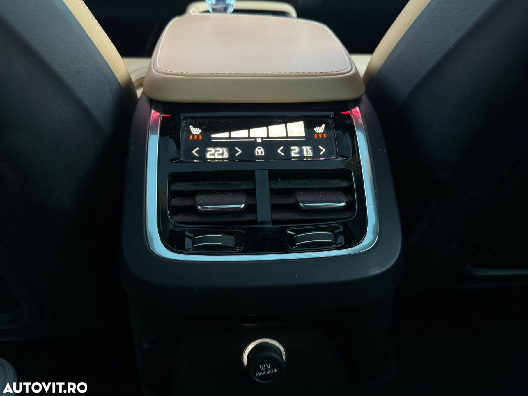 Volvo XC 90 T8 AWD Twin Engine Geartronic Inscription - 14