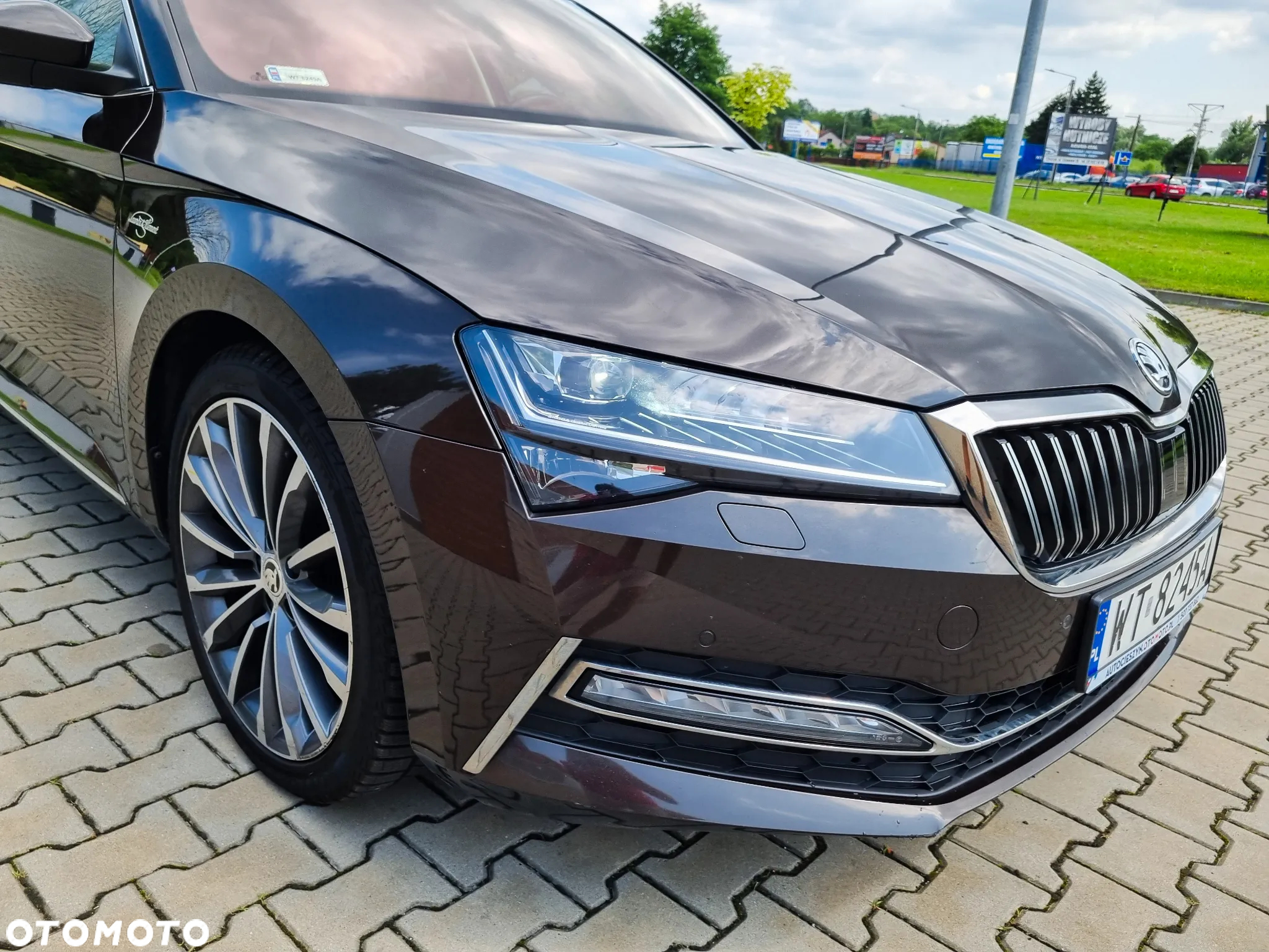 Skoda Superb 2.0 TDI 4x4 L&K DSG - 29