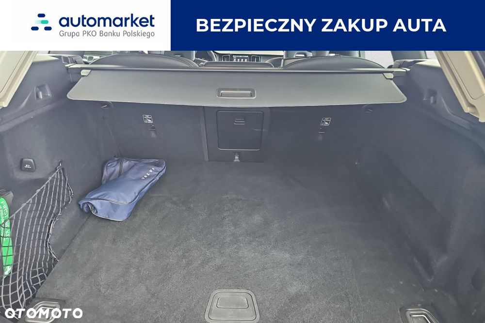 Volvo XC 60 B4 B Plus Dark - 21
