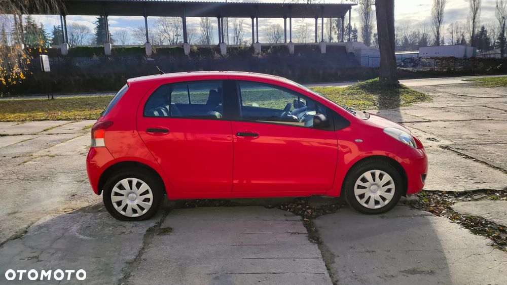 Toyota Yaris 1.33 Sol - 18