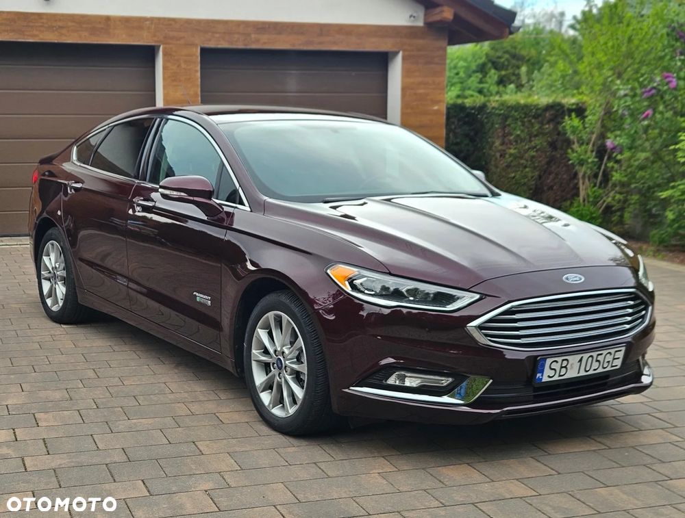 Ford Fusion - 2