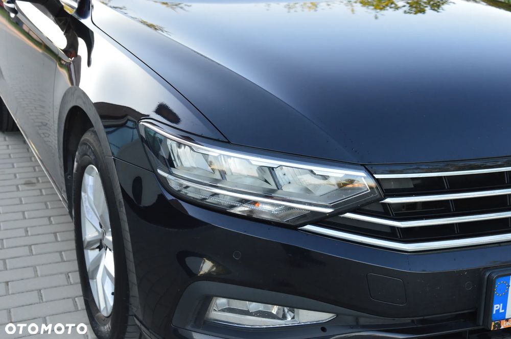Volkswagen Passat - 20