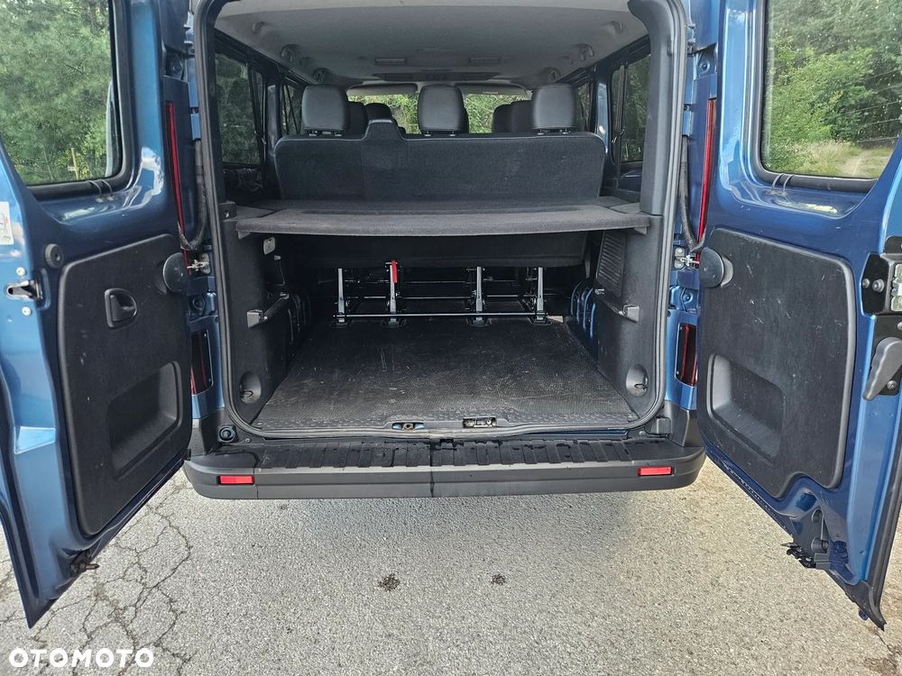 Renault Trafic - 18
